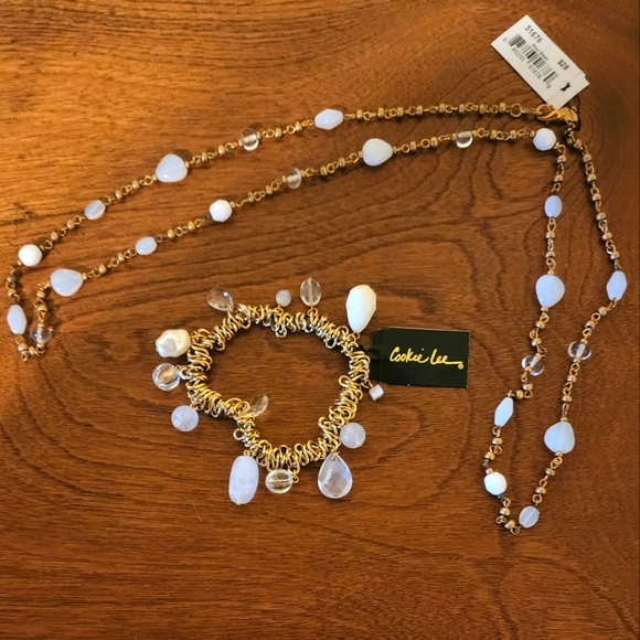 Cookie Lee Gold Glass Bead Necklaces (Two Necklaces included) - Picture 5 of 9